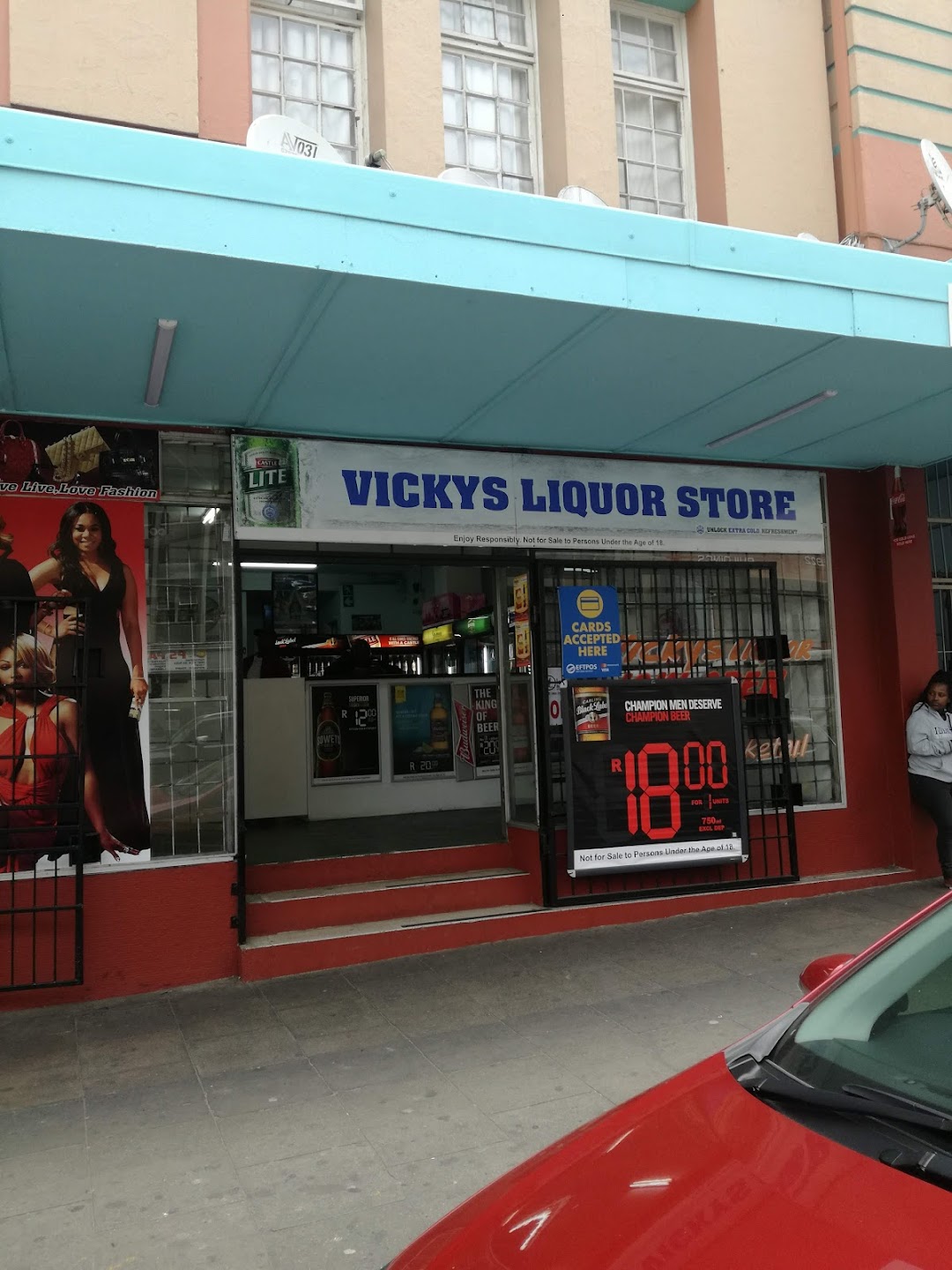 Vickys Liquor Store