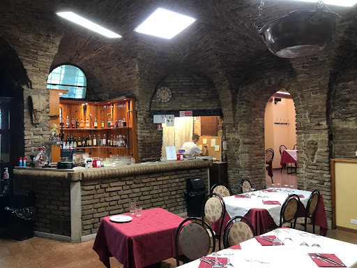 Ai 9 Tarocchi in Corinaldo, Provincia di Ancona