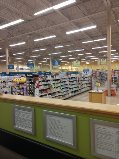 Grocery Store «Hannaford Supermarket», reviews and photos, 401 E Albany St, Herkimer, NY 13350, USA