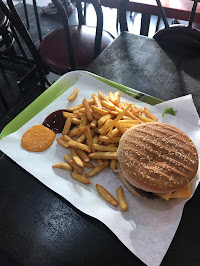 Plats et boissons du Restaurant Chicken Rapido à Paris - n°1