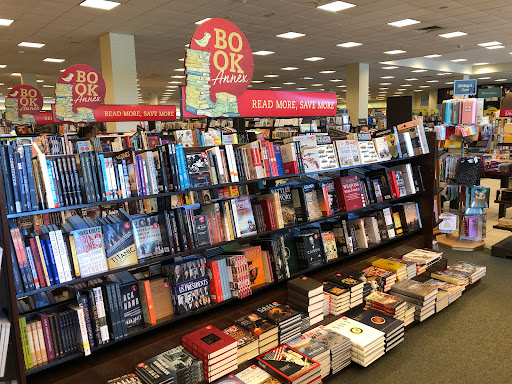 Book Store «Barnes & Noble», reviews and photos, 5500 Buckeystown Pike, Frederick, MD 21703, USA