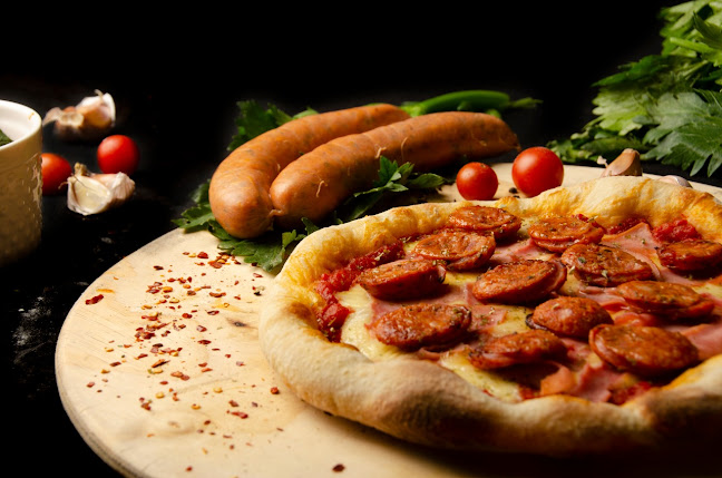 Opiniones de Pizzoas en Colina - Pizzeria