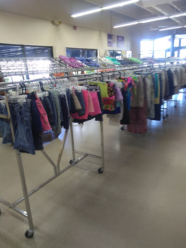 Thrift Store «MRCI THRIFT SHOP», reviews and photos, 111 Sioux Rd, Mankato, MN 56001, USA