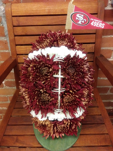 Florist «K & M Floral & Interior Plant Designs», reviews and photos, 537 Main St, Woodland, CA 95695, USA