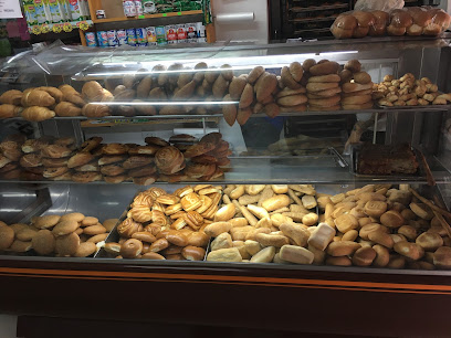 Panadería, pastelería y bodega El Dicho