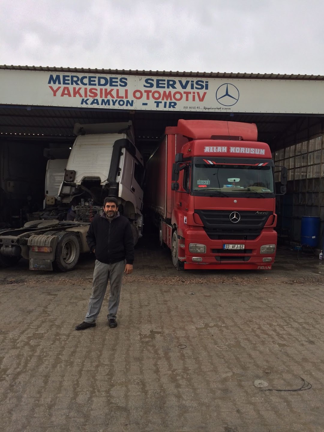 YAKIIKLI OTOMOTV ZEL TIR MERCEDES BENZ SERVS