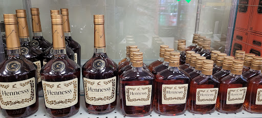 Wine Store «MGM Wine & Spirits», reviews and photos, 1050 Hwy 96 E, Vadnais Heights, MN 55127, USA