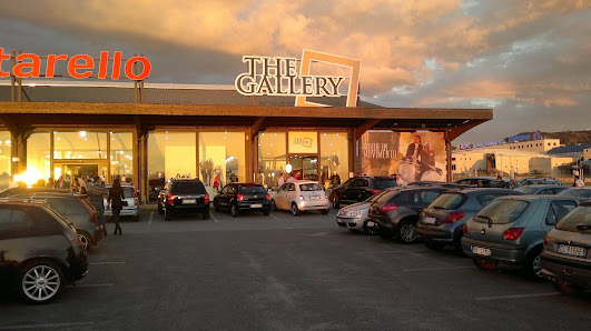 The Gallery Store green shopping center, Contrada Garrube, 88040 Feroleto Antico CZ, Italia