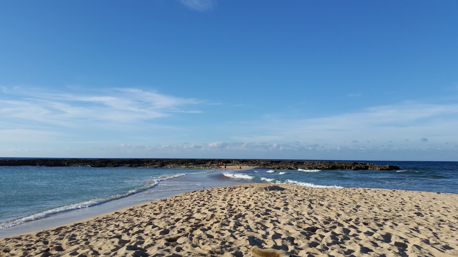 Φωτογραφία του Punta Buren beach με επίπεδο καθαριότητας πολύ καθαρό