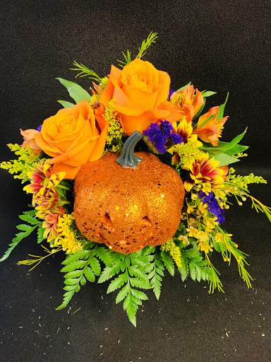 Florist «Mid Cities Florist», reviews and photos, 3225 Harwood Rd F, Bedford, TX 76021, USA