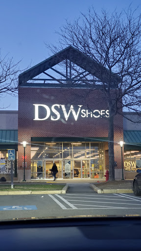 Shoe Store «DSW Designer Shoe Warehouse», reviews and photos, 1 Worcester Rd, Framingham, MA 01701, USA