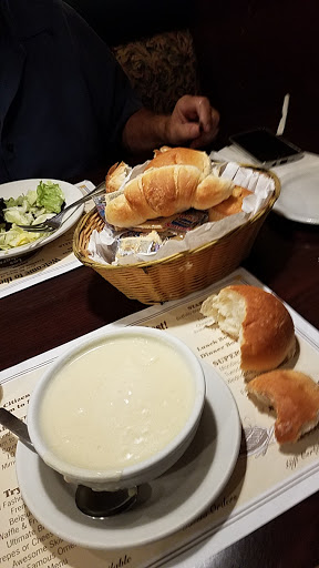 Restaurant «Les Brothers Restaurant», reviews and photos, 8705 S Ridgeland Ave, Oak Lawn, IL 60453, USA