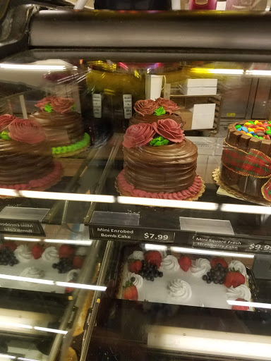 Shopping Mall «Quail Hill Shopping Center», reviews and photos, 6501 - 6875 Quail Hill Pkwy, Irvine, CA 92603, USA