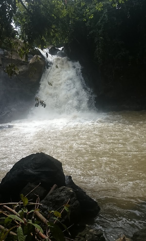 Air Terjun Curug Goong