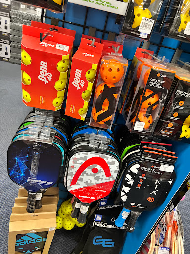 Sporting Goods Store «Big 5 Sporting Goods - Bakersfield», reviews and photos, 3203 Mall View Rd, Bakersfield, CA 93306, USA