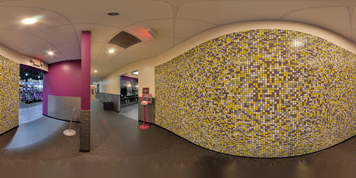 Planet Fitness image