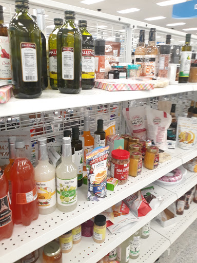 Clothing Store «Ross Dress for Less», reviews and photos, 484 Randall Rd, South Elgin, IL 60177, USA