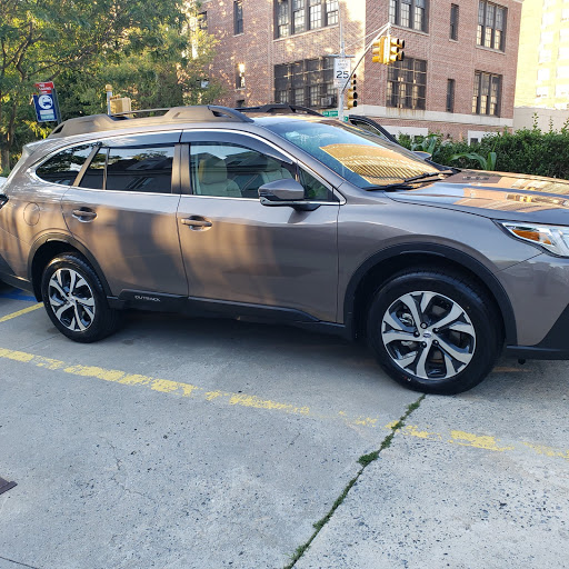 Car Dealer «Gregoris Nissan», reviews and photos, 164 E Lincoln Ave, Valley Stream, NY 11580, USA