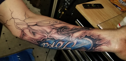 Tattoo Shop «USA Tattoo Studio», reviews and photos, 83 Sherwood Dr, Colonial Heights, VA 23834, USA