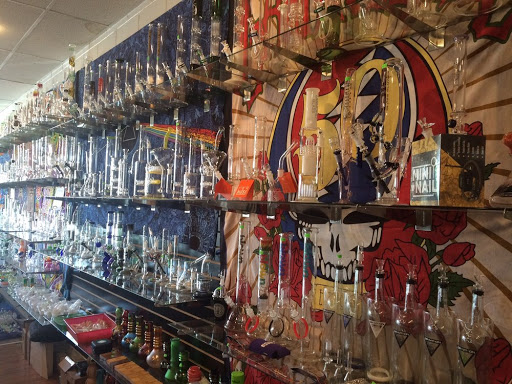 Tobacco Shop «Smoke Shop Guys», reviews and photos, 4843 Dempster St, Skokie, IL 60077, USA