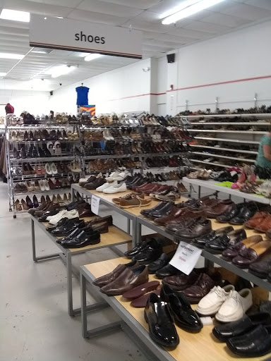 Thrift Store «Waterfront Rescue Mission Thrift Store», reviews and photos