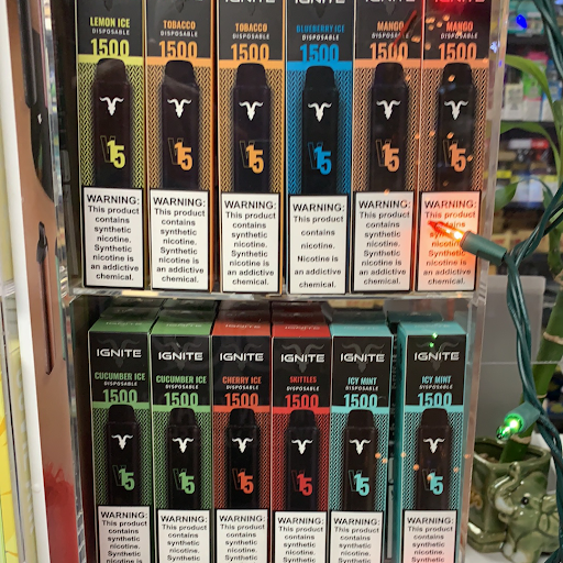 Tobacco Shop «Smokin Spades Premier Smoke and Vapor Shop», reviews and photos, 11180 W Flagler St #7, Miami, FL 33174, USA