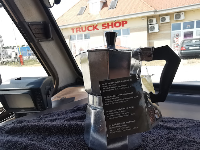 Hozzászólások és értékelések az Kamion Parkoló - Convoy Truck Shop-ról