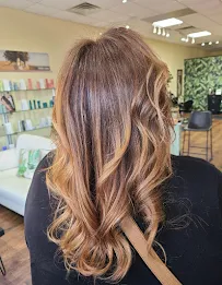 Trixies Salon & Spa - Car repair in Des Moines, IA, Des Moines - Rated 4.7/5