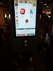 Restauration rapide McDonald's à Versailles - menu / carte