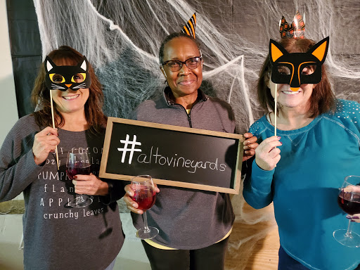 Wine Store «Alto Vineyards Champaign», reviews and photos, 4210 N Duncan Rd, Champaign, IL 61822, USA