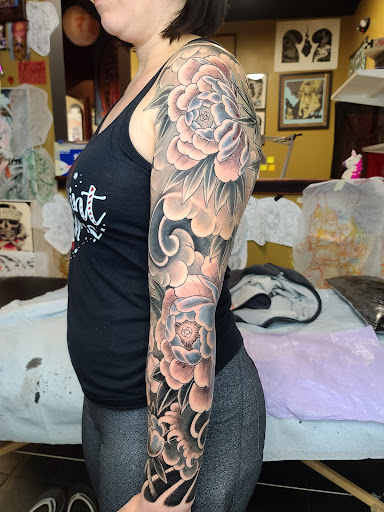 Explore beautiful tattoo ideas for females, creative tattoo ideas in Charleston, available at Broken Lantern Tattoo