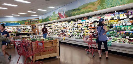 Shopping Mall «Golden Cove Shopping Center», reviews and photos, 31176 Hawthorne Blvd, Rancho Palos Verdes, CA 90275, USA