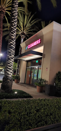 Shopping Mall «Cypress Village Shopping Center», reviews and photos, 14001 - 14271 Jeffrey Rd, Irvine, CA 92620, USA