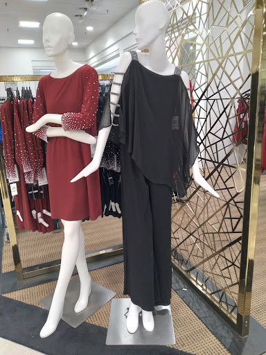 Shopping Mall «The Oaks», reviews and photos, 350 W Hillcrest Dr, Thousand Oaks, CA 91360, USA