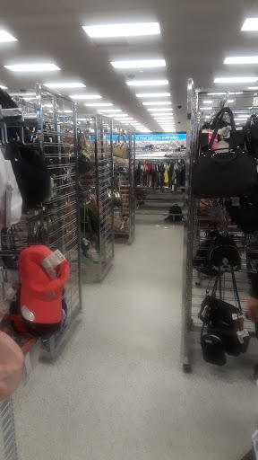 Clothing Store «Ross Dress for Less», reviews and photos, 3500 East-West Hwy, Hyattsville, MD 20782, USA