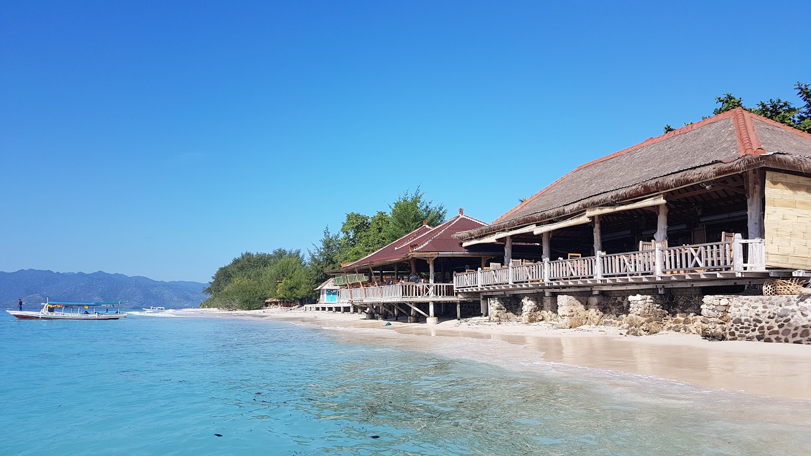 Foto von Gili Meno Strand mit etwas sauber Sauberkeitsgrad