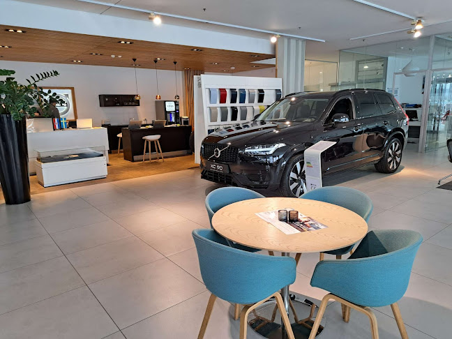 Recenzije Volvo Car centar Zagreb u Zagreb - Trgovac automobilima