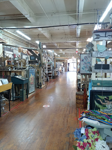 Antique Furniture Store «Jarfly Antique Market», reviews and photos, 47 Railroad Ave, Jefferson, GA 30549, USA