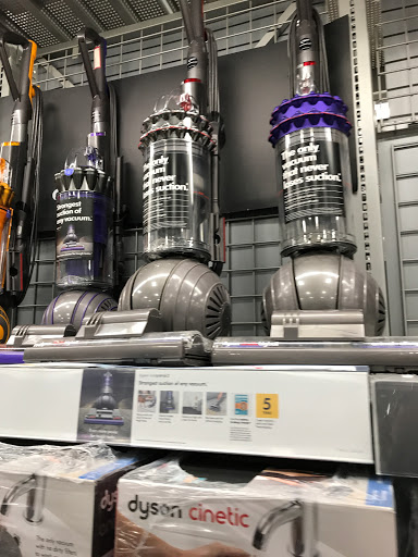 Electronics Store «Best Buy», reviews and photos, 3435 Princeton Rd, Hamilton, OH 45011, USA