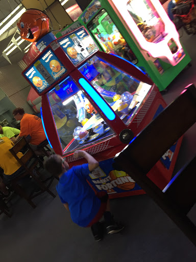 Movie Theater «Regal Cinemas Seymour 8», reviews and photos, 357 Tanger Blvd, Seymour, IN 47274, USA