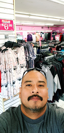 Discount Store «Fallas Paredes Discount Stores», reviews and photos, 6719 Pacific Blvd, Huntington Park, CA 90255, USA