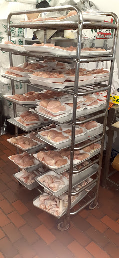 Supermarket «Sureway Supermarkets», reviews and photos, 1126 S Green St, Henderson, KY 42420, USA