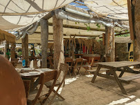 Atmosphère du Restaurant Paillote Cala d'Orzu Chez Eric à Coti-Chiavari - n°5