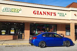Gianni's Pizza image