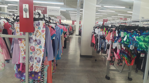 Clothing Store «Burlington Coat Factory», reviews and photos, 989 US-1, North Brunswick Township, NJ 08902, USA