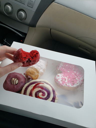 Donut Shop «Cresent Donut Shops», reviews and photos, 231 S Adams St, Bloomington, IN 47404, USA