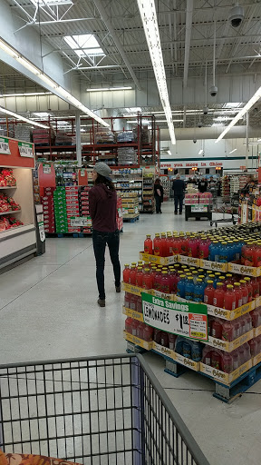 Supermarket «WinCo Foods», reviews and photos, 2060 E 20th St, Chico, CA 95928, USA