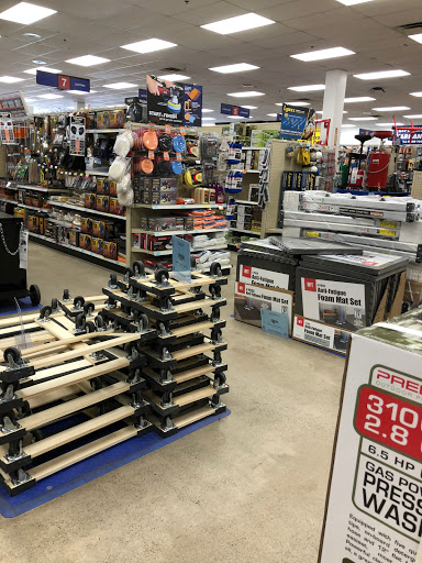 Hardware Store «Harbor Freight Tools», reviews and photos, 1011 Commerce Blvd, Dickson City, PA 18519, USA