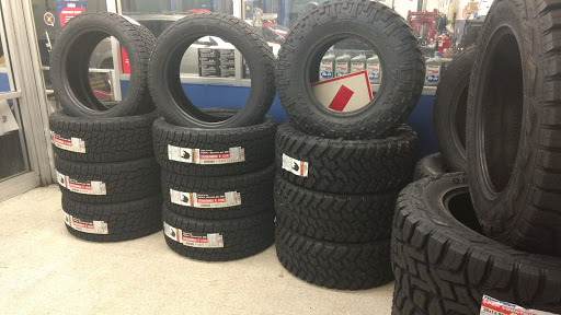 Auto Parts Store «Pep Boys Auto Parts & Service», reviews and photos, 2220 W International Speedway Blvd, Daytona Beach, FL 32114, USA