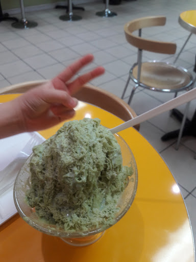 Dessert Shop «Just Desserts», reviews and photos, 7211 18th Ave, Brooklyn, NY 11204, USA